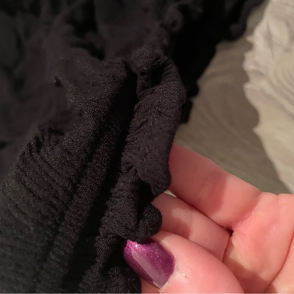 Black off the shoulder long sleeve top - Picture 7 of 8